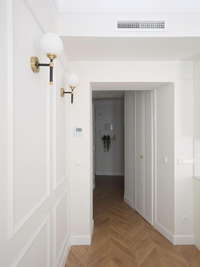 Deluxe Apartment Near Gran Via Madrid Exteriör bild